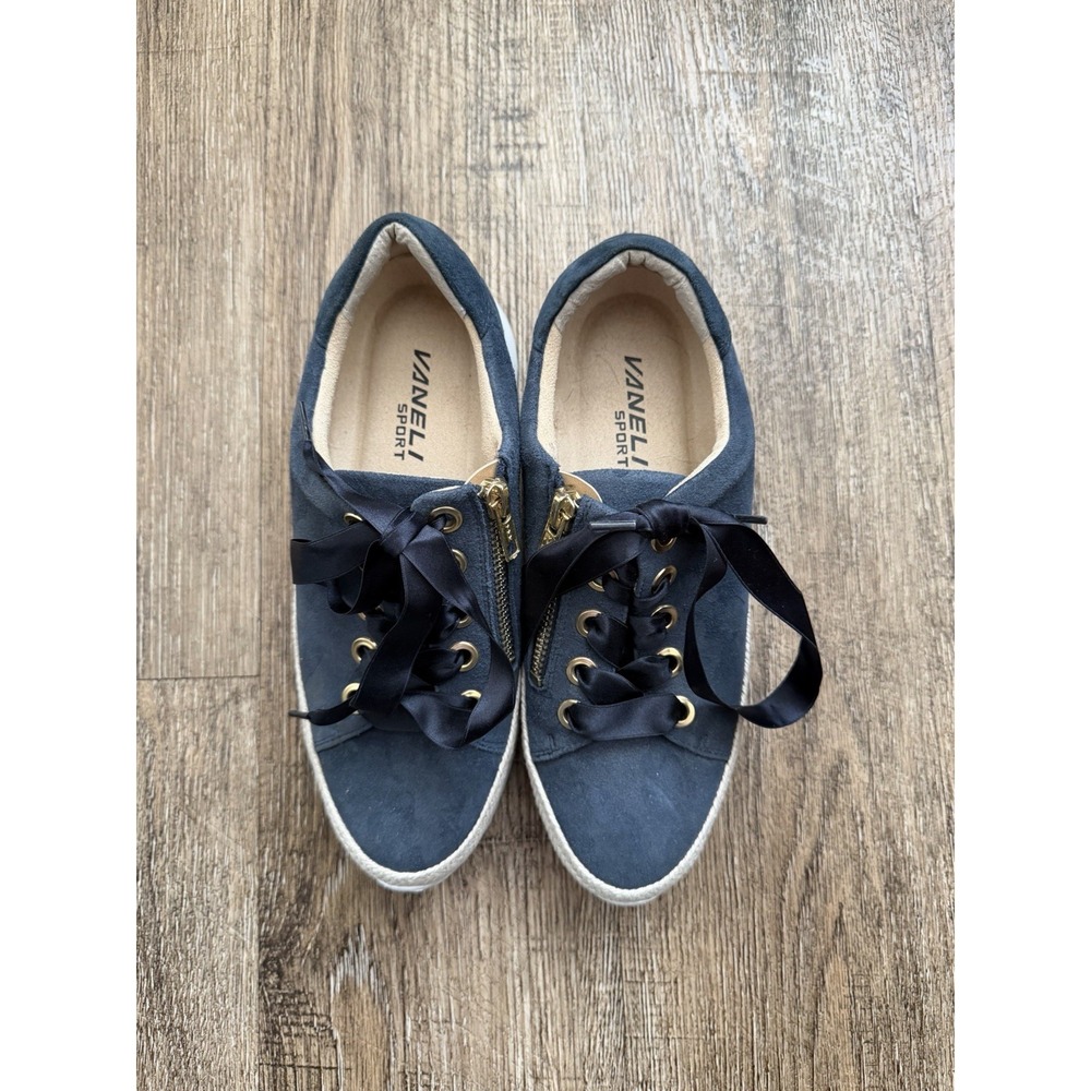 Vaneli Sport Women's‎ Sneakers Size 6 Blue Suede Platform Ribbon Lace Zip Shoes